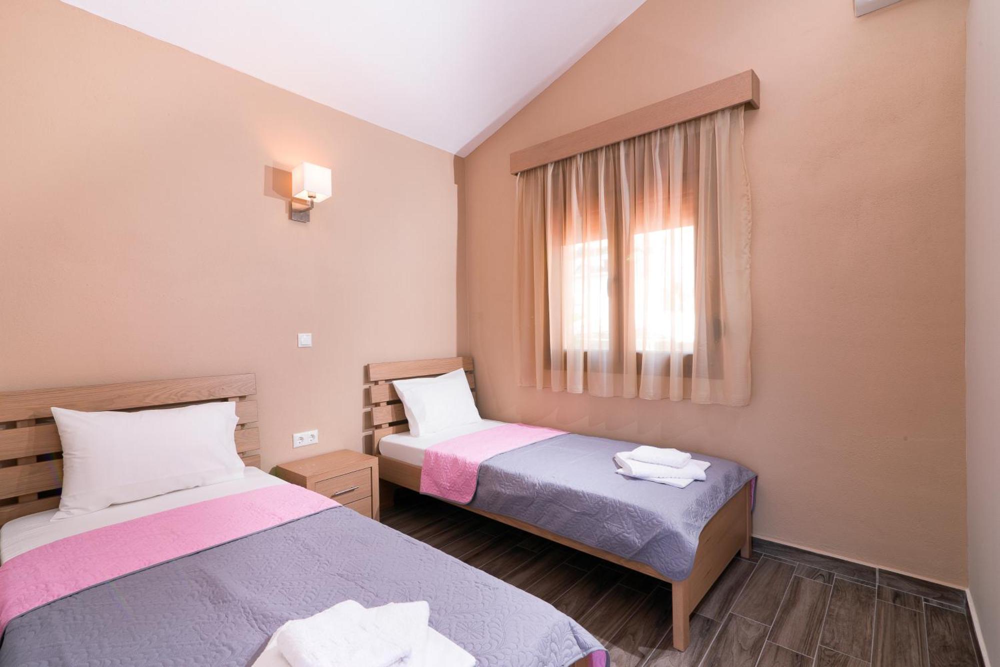 Kapsogeorgis Rooms 基尼拉 外观 照片