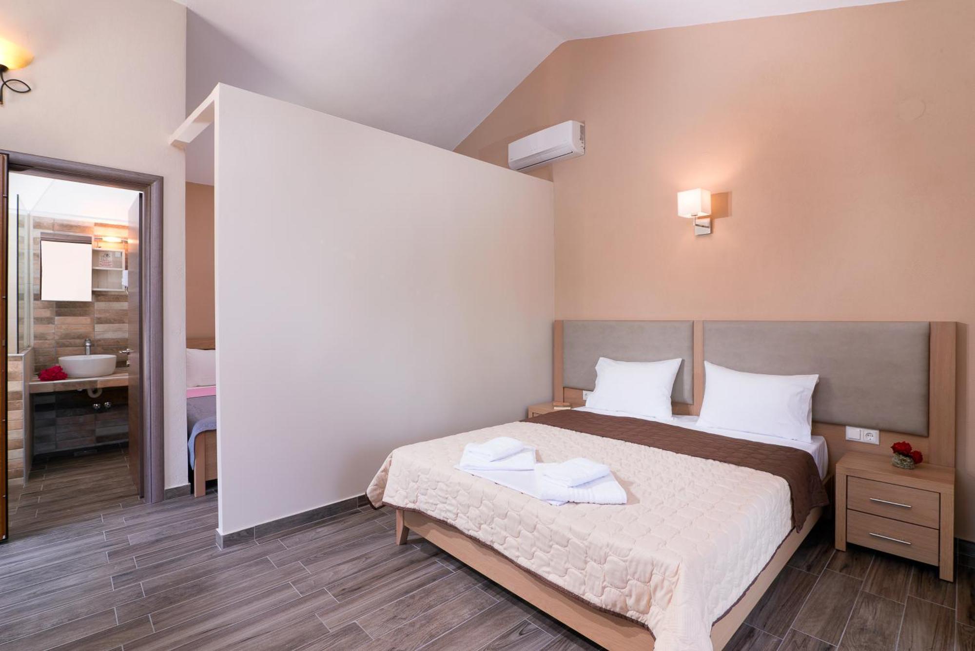 Kapsogeorgis Rooms 基尼拉 外观 照片