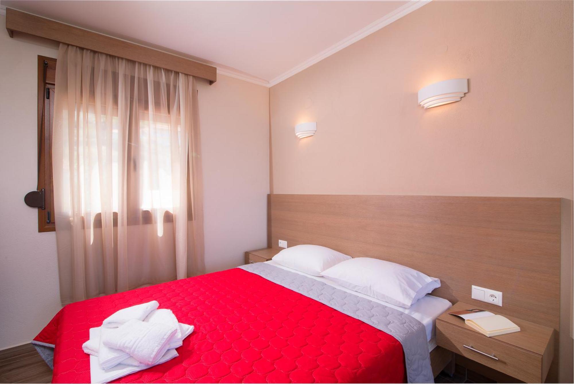 Kapsogeorgis Rooms 基尼拉 外观 照片